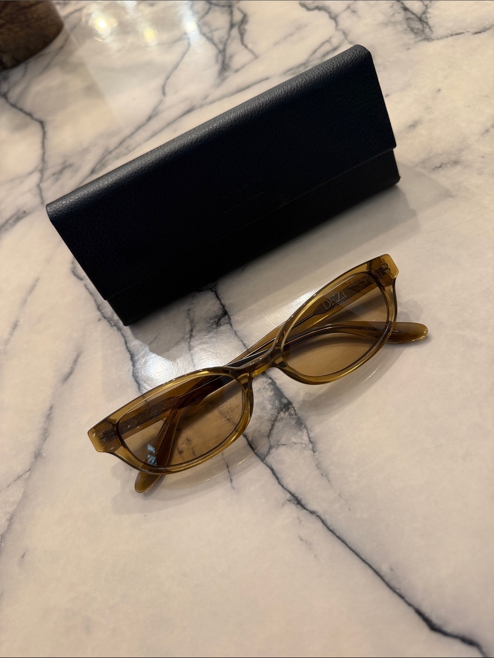 NEW Dezi Gia sunglasses